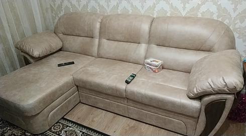 Кутовий диван з отоманкою "Лаура"